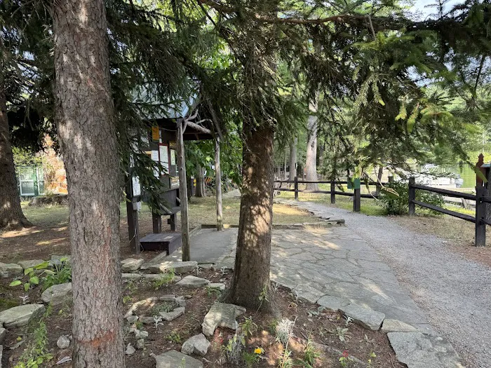 Glen Island Ranger Station Picture 7