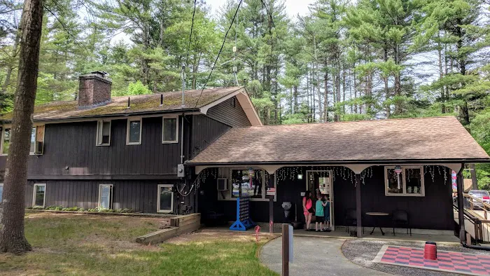Partridge Hollow Campground Picture 5
