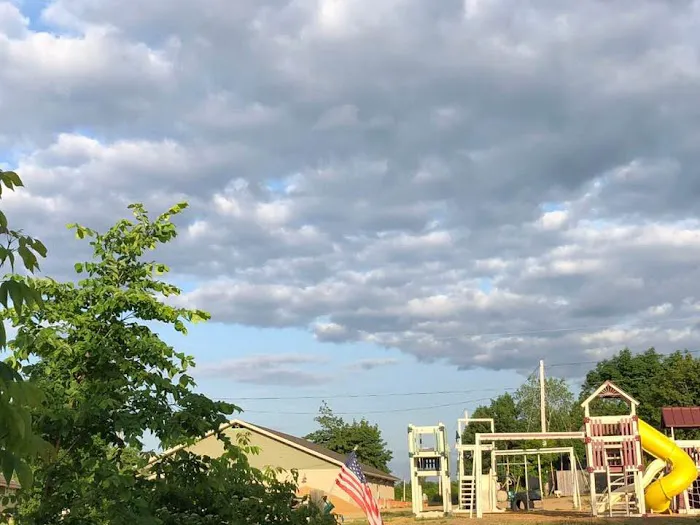 Village Green Family Campground Picture 5