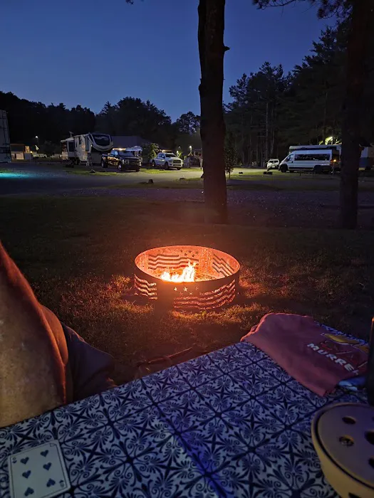 Pine lake campground Picture 6