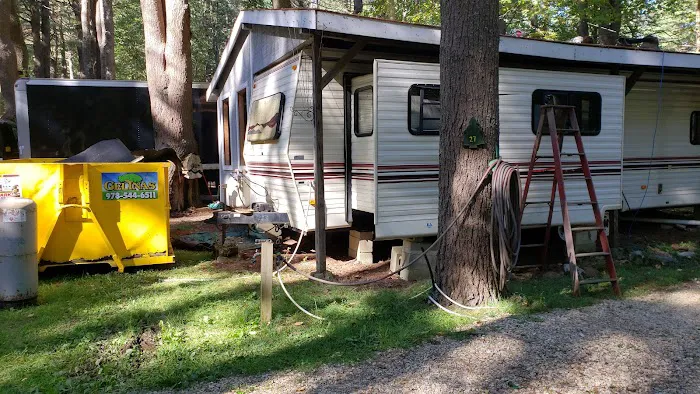 Peaceful Pines Family Campground Picture 4