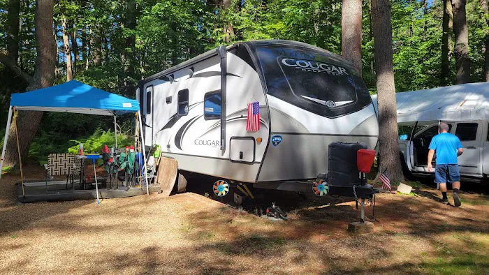 Peaceful Pines Family Campground Picture 2