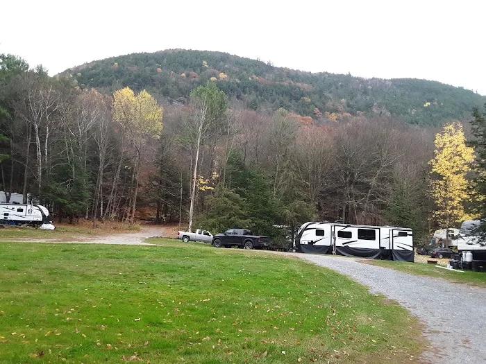 Green Mountain Family Campground Picture 6