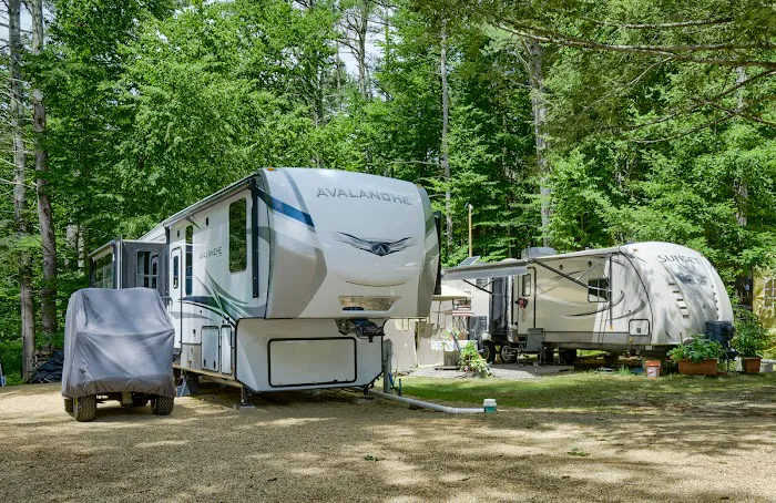 Camp Coldbrook RV Resort Picture 9