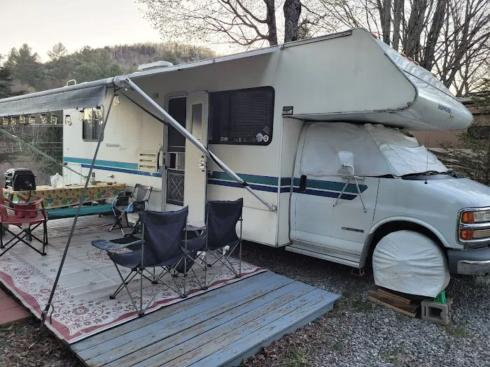 Meadowcrest Campground Picture 9