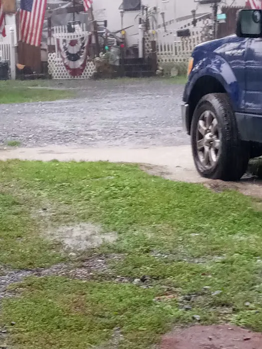 Whispering Pines Campground Picture 5