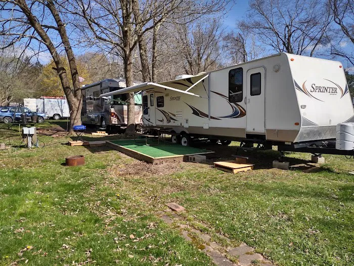 Hide - A- Way Cove Family Campground Picture 5