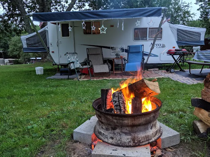 Hide - A- Way Cove Family Campground Picture 1