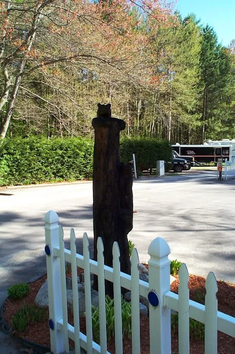Field & Stream RV Park Picture 10