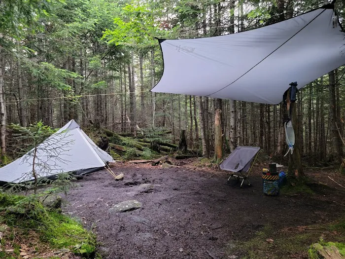 Uphill Leanto Picture 2