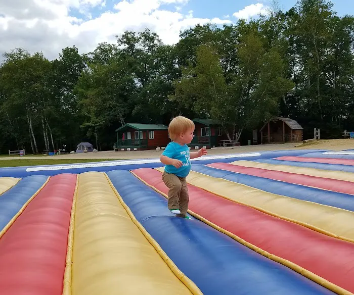 Lincoln / Woodstock KOA Holiday Picture 8