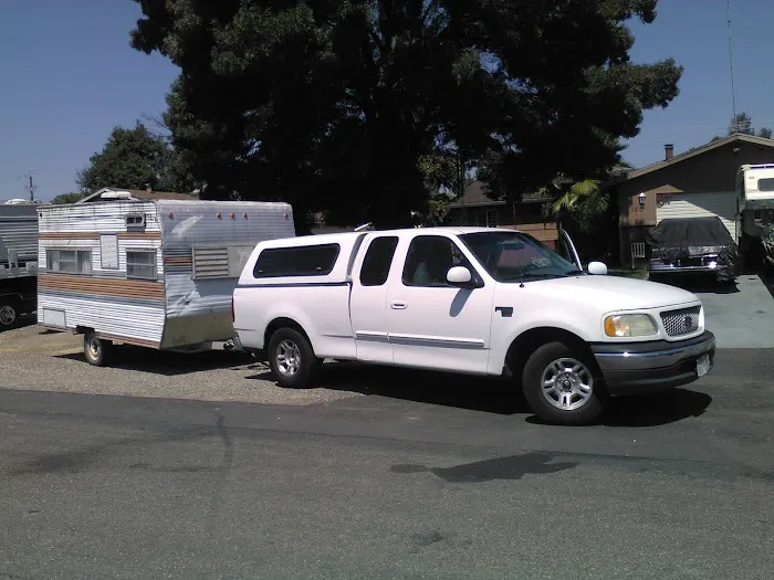 Sunny Waters Mobile Home Park Picture 2