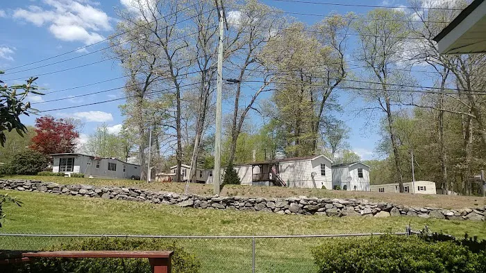 Tilting Rock Mobile Home Community Picture 5