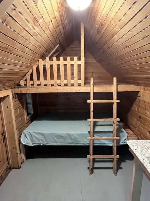 Holiday Acres Camp Grounds Picture 4