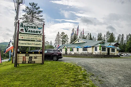 Alpine Valley RV Park & Campground Picture 2