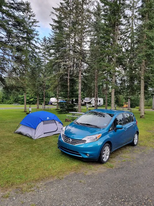 Alpine Valley RV Park & Campground Picture 6