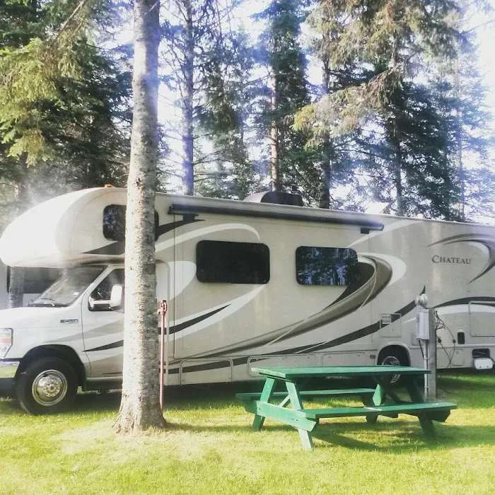 Alpine Valley RV Park & Campground Picture 9