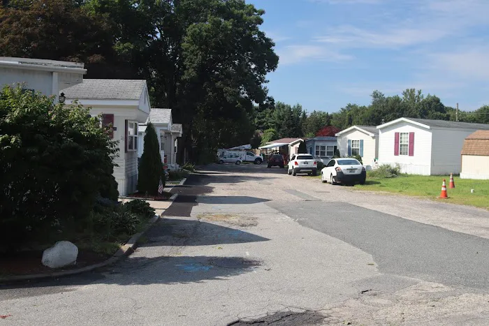Lincoln Mobile Estates Housing Cooperative Picture 2