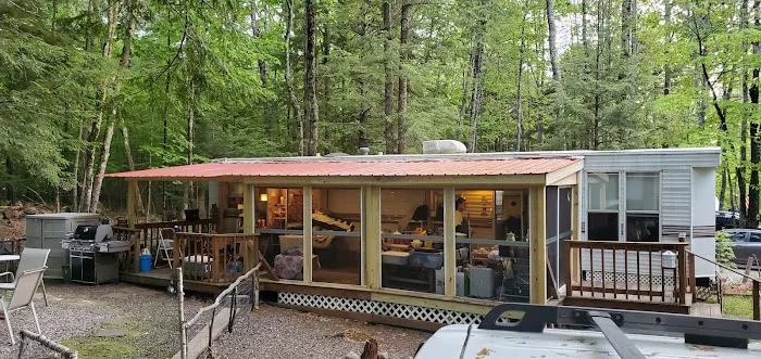Bear's Pine Woods Campground & Resort Picture 9