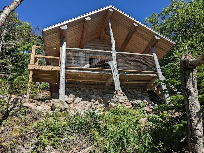 Guyot Shelter Picture 10