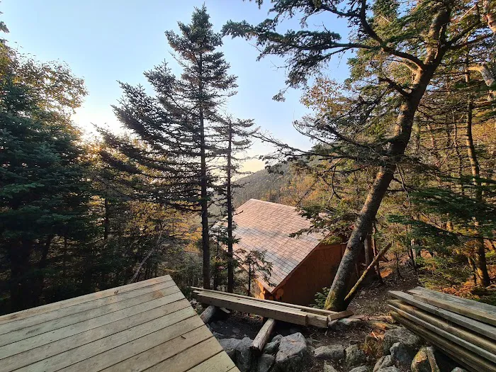 Guyot Shelter Picture 2