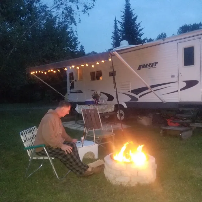 Burns Lake Campground Picture 10