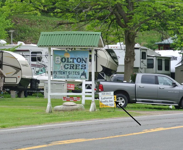 Bolton Acres Picture 4
