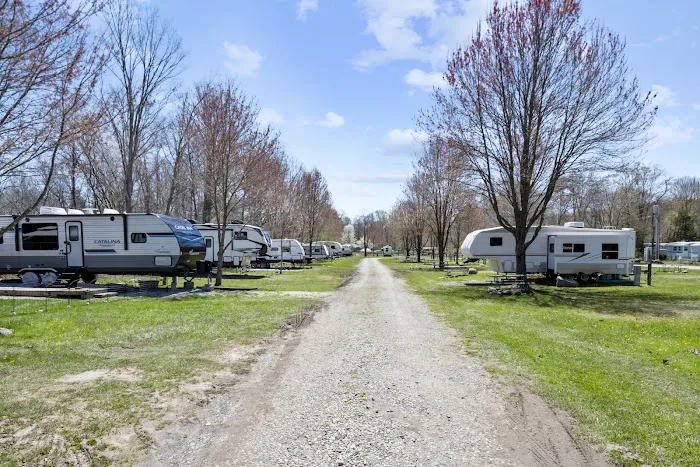 Nelson's Family Campground Picture 7