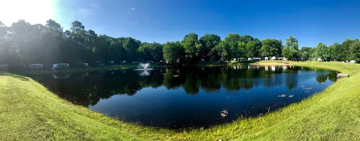 Nelson's Family Campground Picture 3