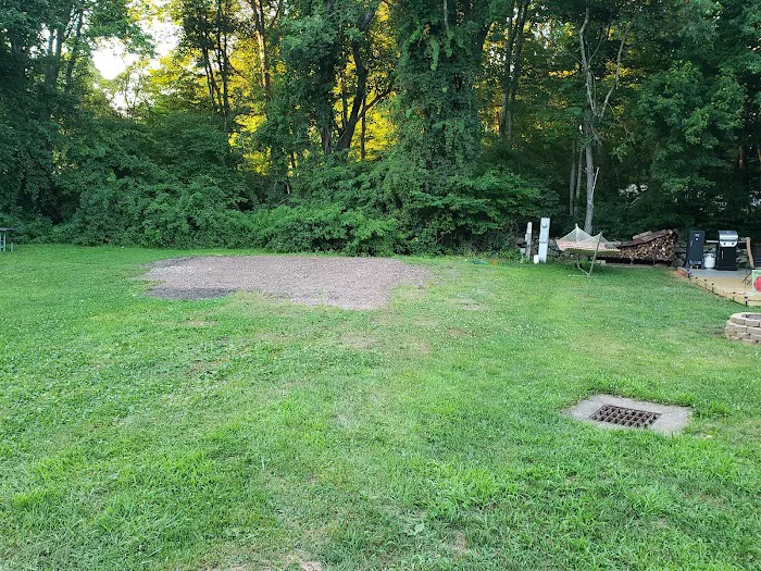 Wolf's Den Family Campground Picture 8