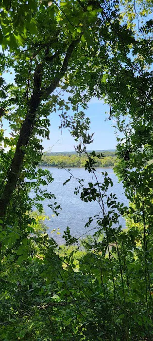 Gillette Castle State Park River Campground Picture 9