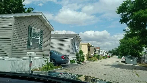 Gansett Mobile Home Park Picture 4