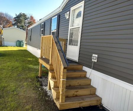 Lakeside Mobile Home Court