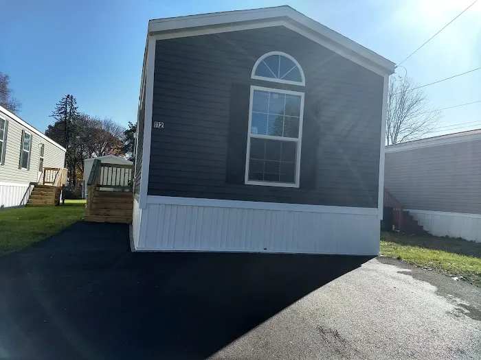 Lakeside Mobile Home Court Picture 6