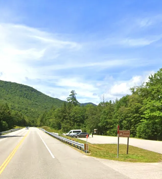 Fourth Iron Campground parking area Picture 3