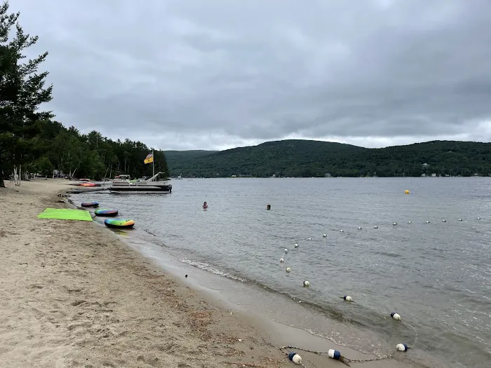 Lakeside Camping Picture 9