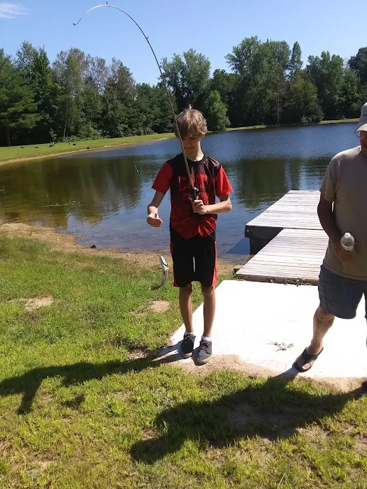 Twin Ponds Resort Campsite Picture 6