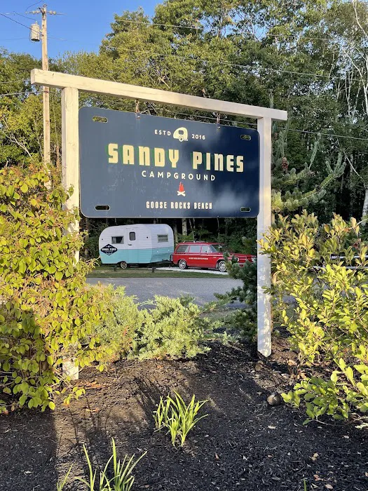 Sandy Pines Mobile Home Park Picture 1