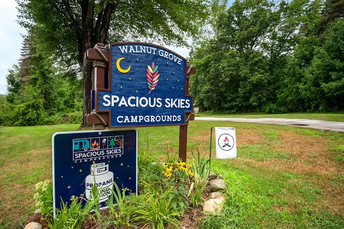 Spacious Skies Campgrounds - Walnut Grove Picture 7