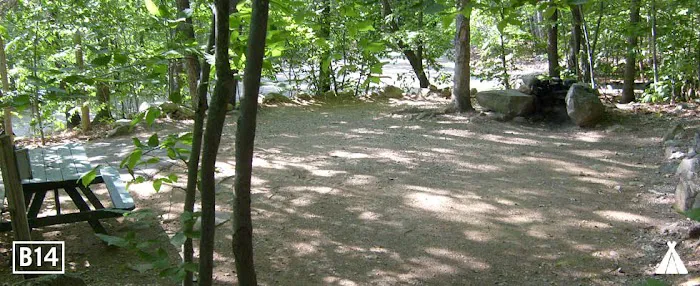 Bunganut Lake Camping Area Picture 5