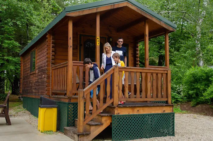 Strafford / Lake Winnipesaukee South KOA Holiday Picture 10