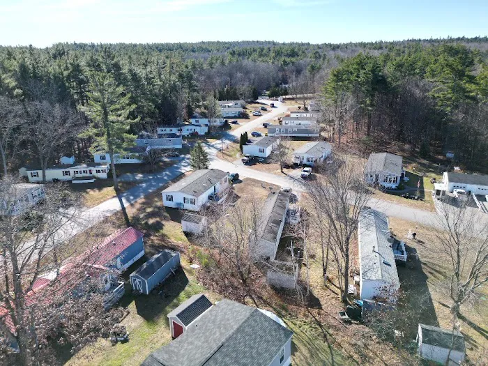 Barrington Estates Mobile Home Park Picture 8