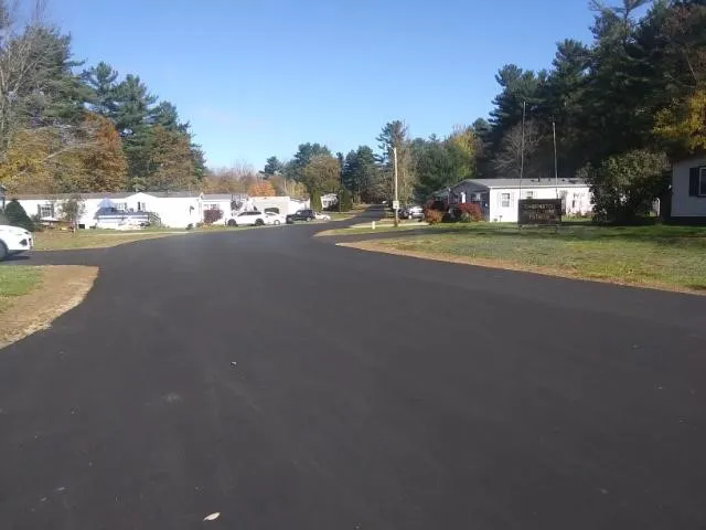 Barrington Estates Mobile Home Park Picture 7