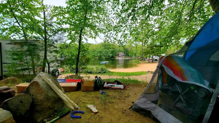 Barrington Shores Campground Picture 9