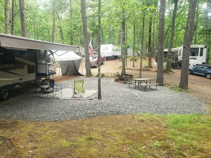 Country Shore Camping Area Picture 2