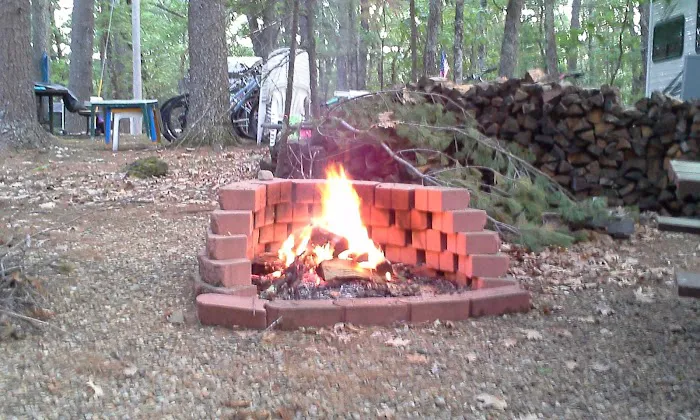 Country Shore Camping Area Picture 8