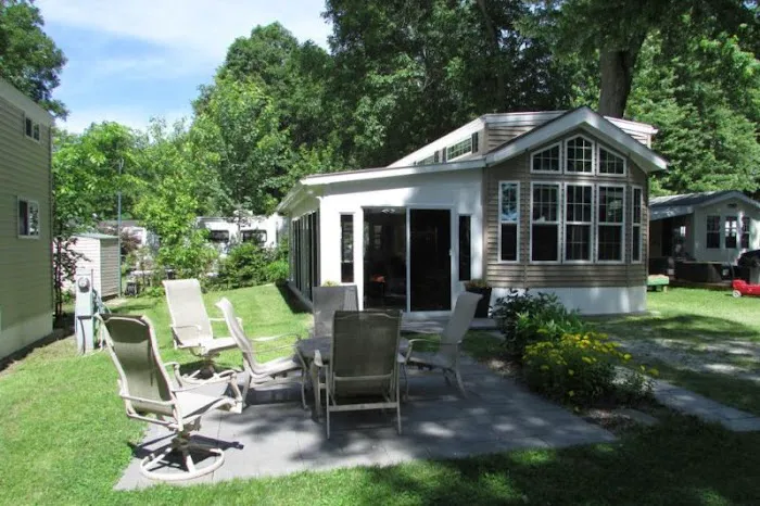 Alburgh RV Resort & Travel Sales Picture 3