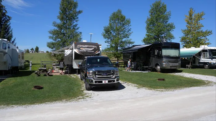 Alburgh RV Resort & Travel Sales Picture 8