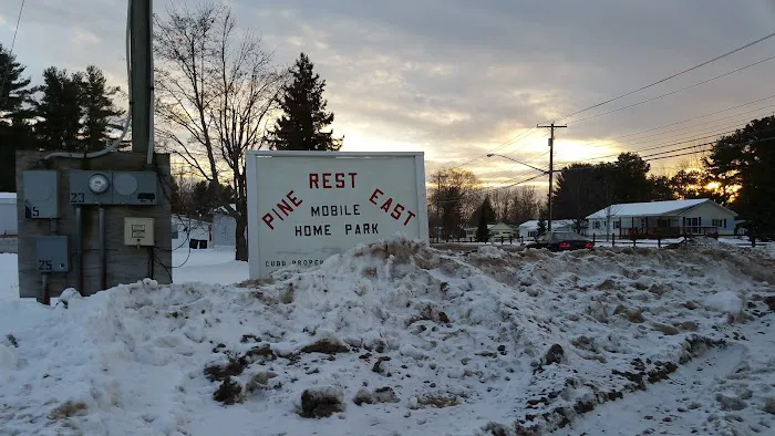 Pine Rest East Picture 2