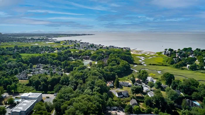 Yankee Village Picture 5